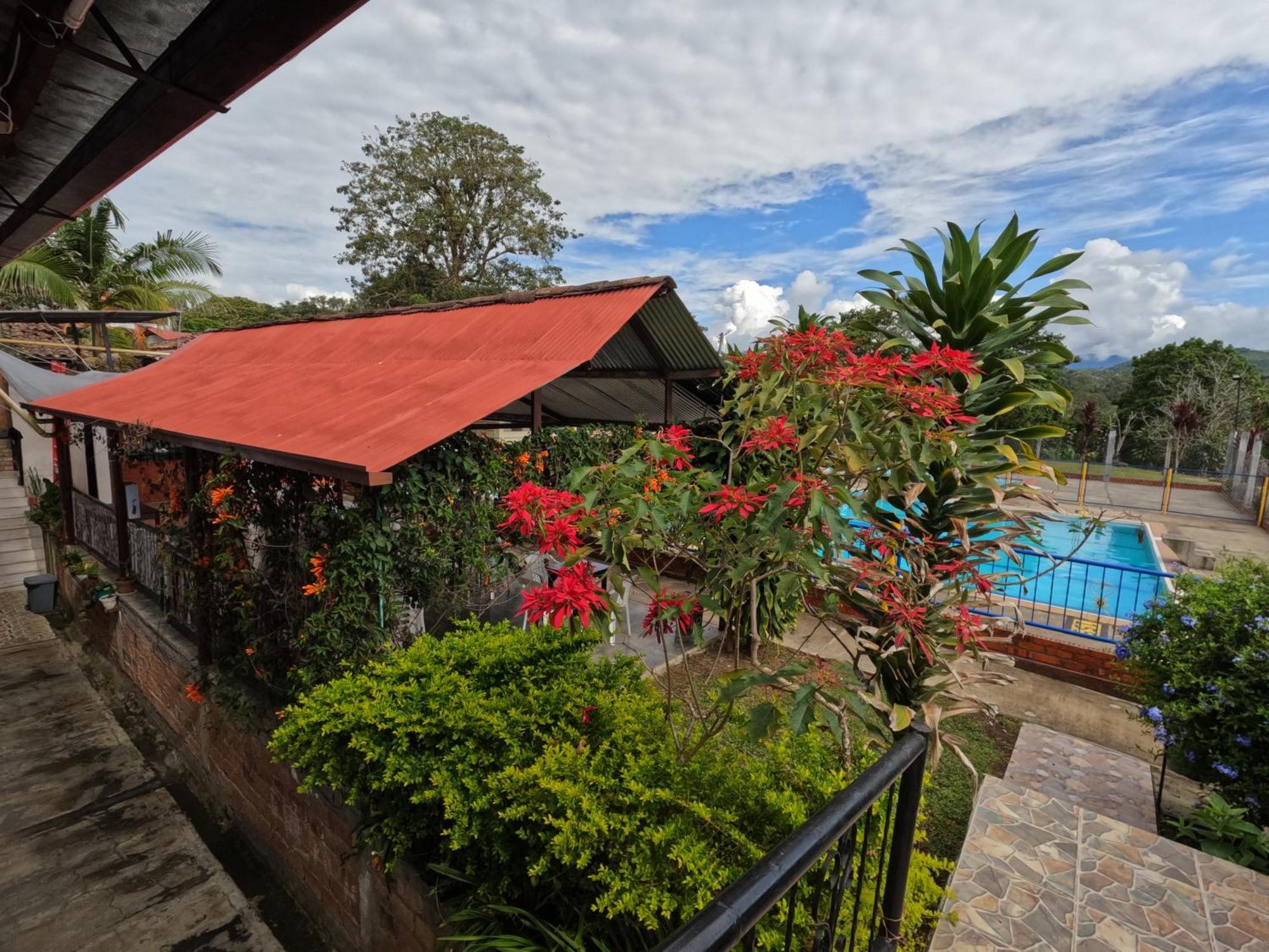 Hospedaje Manuel Valdes San Augustin Bagian luar foto